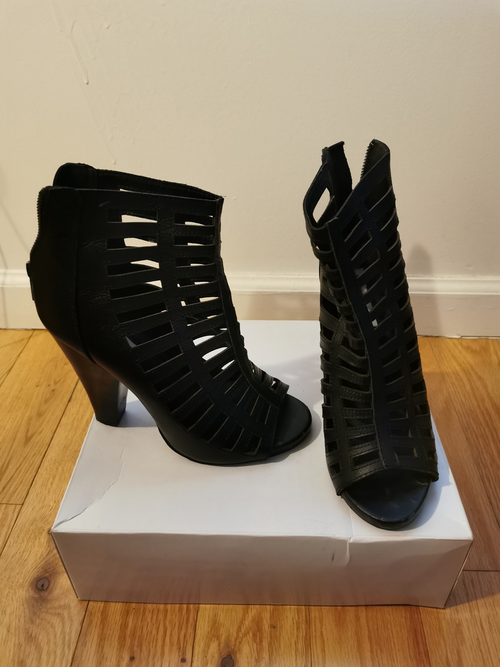 Steve Madden high heel shoes size 8.5